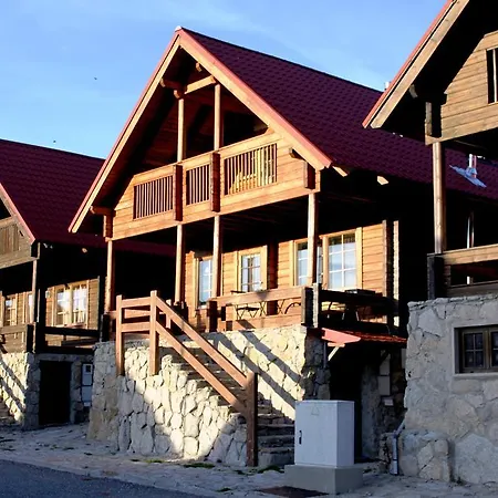 Cota 1500 - Chale 32 - シャレー Penhas da Saúde